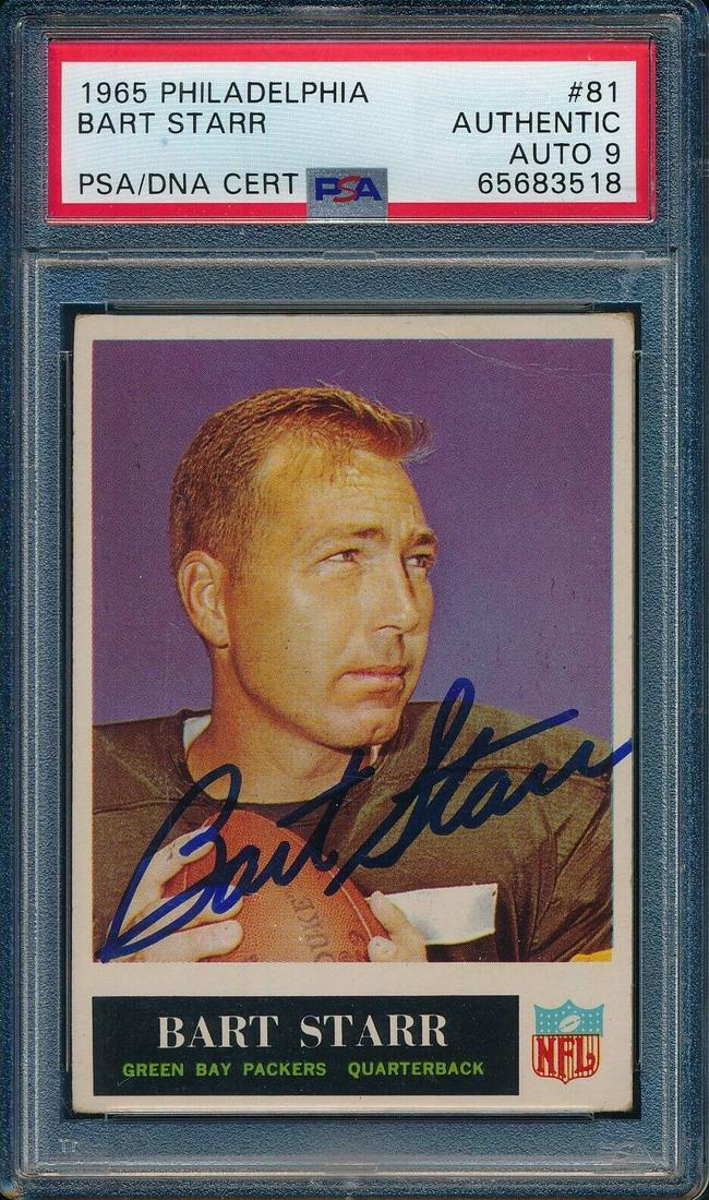 1965 Philadelphia Gum #81 Bart Starr Autographed Card Packers PSA/DNA 177413: 1965 Philadelphia Gum #81 Bart Starr Autographed Card Packers PSA/DNA 177413 Sport: Football Product: Photo Original/Reprint: Original Team: Green Bay Packers Autograph Authentication: PSA/DNA League: