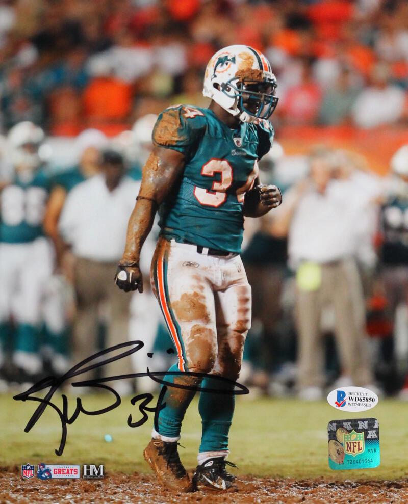 Ricky Williams Signed Miami Dolphins 8x10 HM Muddy Photo - Beckett W *Black: Ricky Williams Signed Miami Dolphins 8x10 HM Muddy Photo - Beckett W *Black Sport: Football-NFL Product: Photo Original/Reprint: Original Player: Ricky Williams Team: Miami Dolphins Autograph Authenti