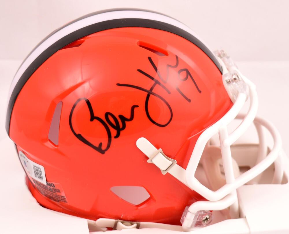 Bernie Kosar Signed Cleveland Browns 75-05 Speed Mini Helmet - Beckett W Holo: Bernie Kosar Signed Cleveland Browns 75-05 Speed Mini Helmet - Beckett W Holo Sport: Football-NFL Product: Helmet Original/Reprint: Original Player: Bernie Kosar Team: Cleveland Browns Autograph Authe