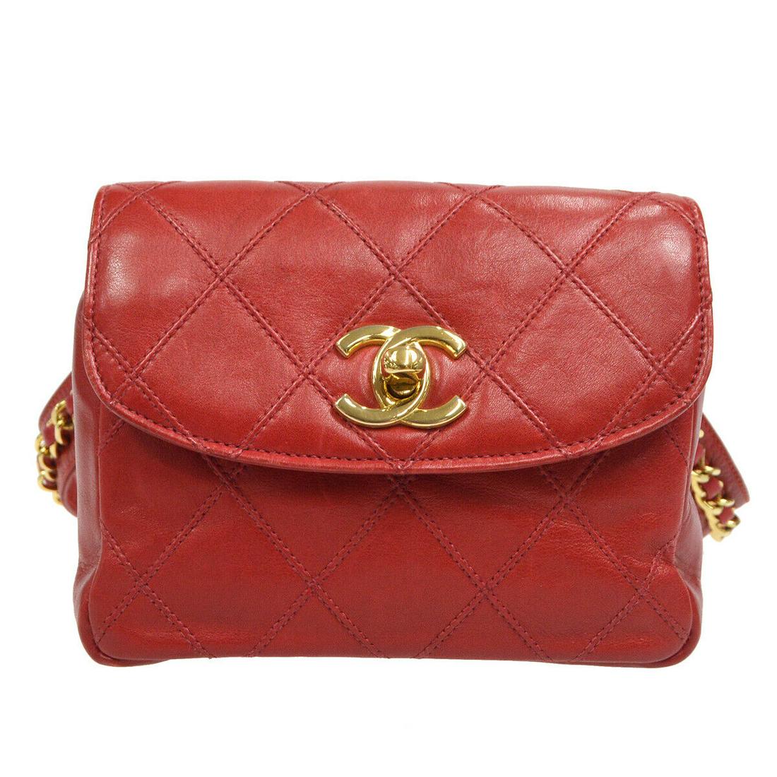 CHANEL Bicolore Bum Belt Bag Purse Pouch Red Lambskin Leather 75/30: CHANEL Bicolore Bum Belt Bag Purse Pouch Red Lambskin Leather 75/30 Size: Small Accents: Logo Style: Belt Bag Lining Color: Red Bag Height: 4.7 Exterior Color: Red Product Line: Bicolore Pattern: Bico
