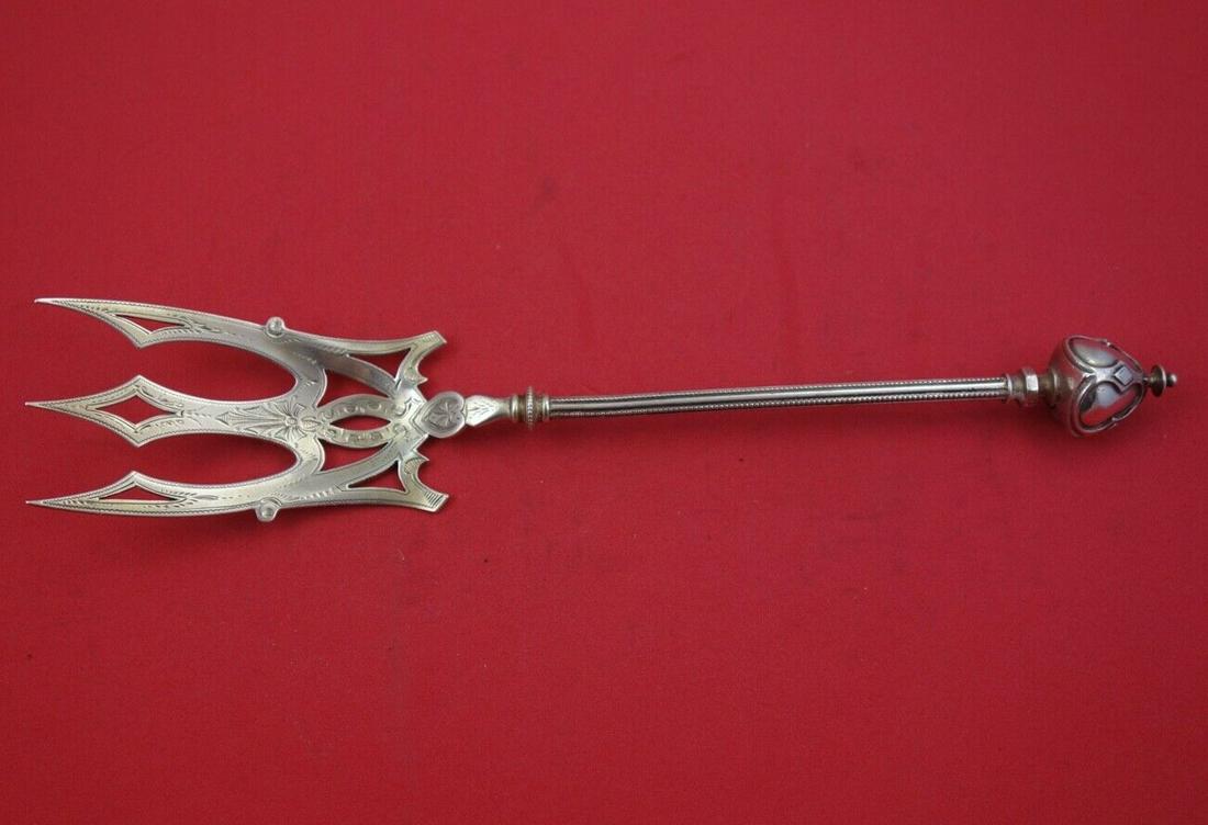 Gothic Dome by George Sharp Sterling Silver Buffet Fork brite-cut 10 3/4": Gothic Dome by George Sharp Sterling Silver Buffet Fork brite-cut 10 3/4" Gothic dome by george sharpmuseum quality sterling silver buffet fork, bright-cut, 10 3/4" in the pattern gothic dome by georg