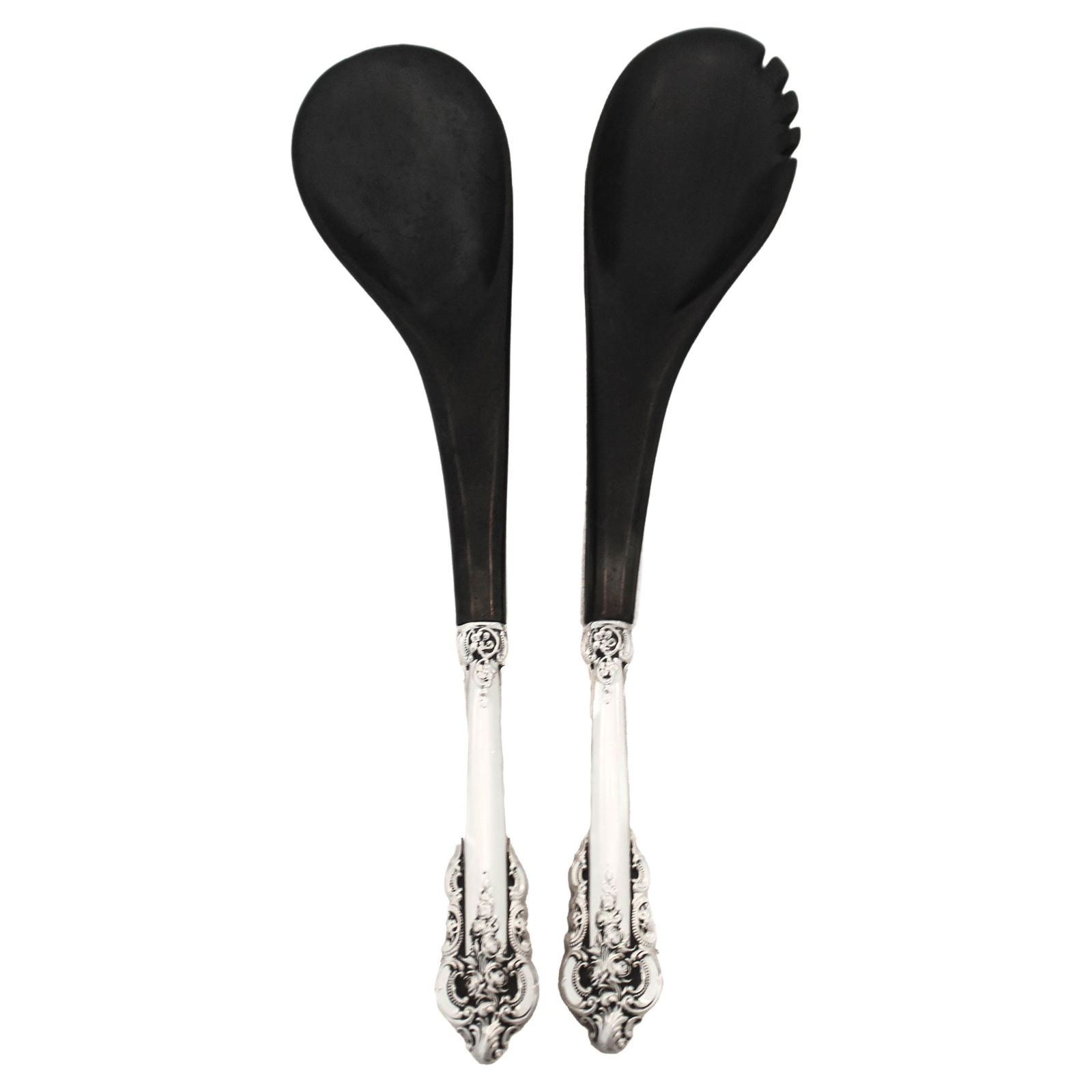 Sterling Grande Baroque Salad Servers: Sterling Grande Baroque Salad Servers Creator: Wallace Silversmiths (Manufacturer) Dimensions: Height: 12 in (30.48 cm)Width: 2.5 in (6.35 cm)Depth: 0.5 in (1.27 cm) Sold As: Set of 2 Materials and Te
