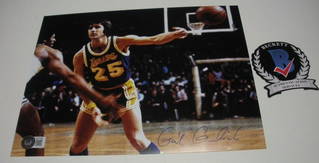 Autographed GAIL GOODRICH 8x10 Los Angeles Lakers photo