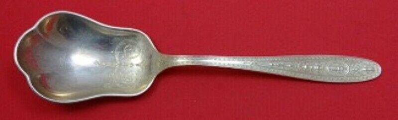 Wedgwood by International Sterling Silver Berry Spoon 8 3/4" Antique Serving: Wedgwood by International Sterling Silver Berry Spoon 8 3/4" Antique Serving Wedgwood by internationalsterling silver berry spoon, 8 3/4" in the pattern wedgwood by international. It is not monogramme