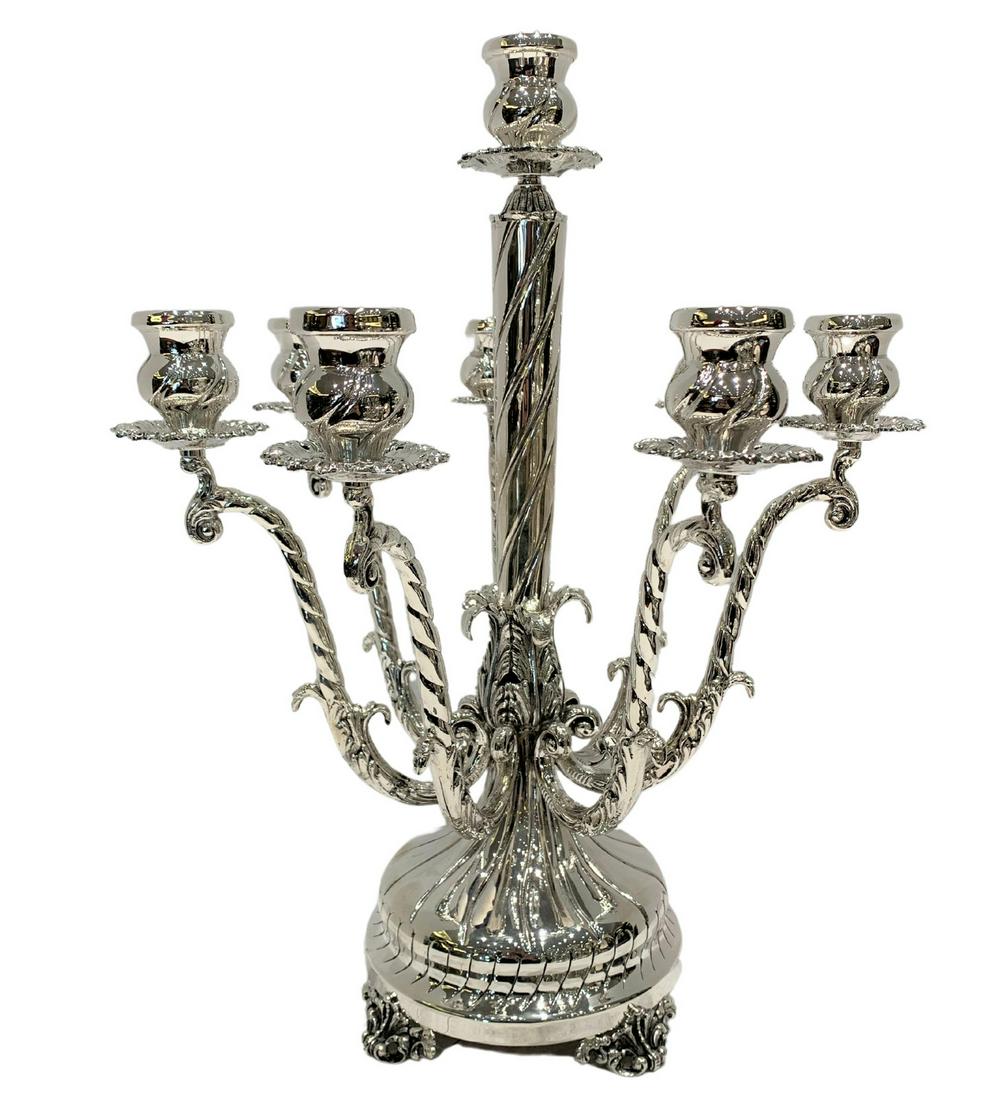 FINE 925 STERLING SILVER HANDMADE SHINY SLEEK FLORAL ORNATE 8 LIGHT CANDELABRA: FINE 925 STERLING SILVER HANDMADE SHINY SLEEK FLORAL ORNATE 8 LIGHT CANDELABRA Composition: Sterling Silver Maker: Made in USA Fine 925 Sterling Silver 8 Light Candelabra. Featuring handmade shiny sle