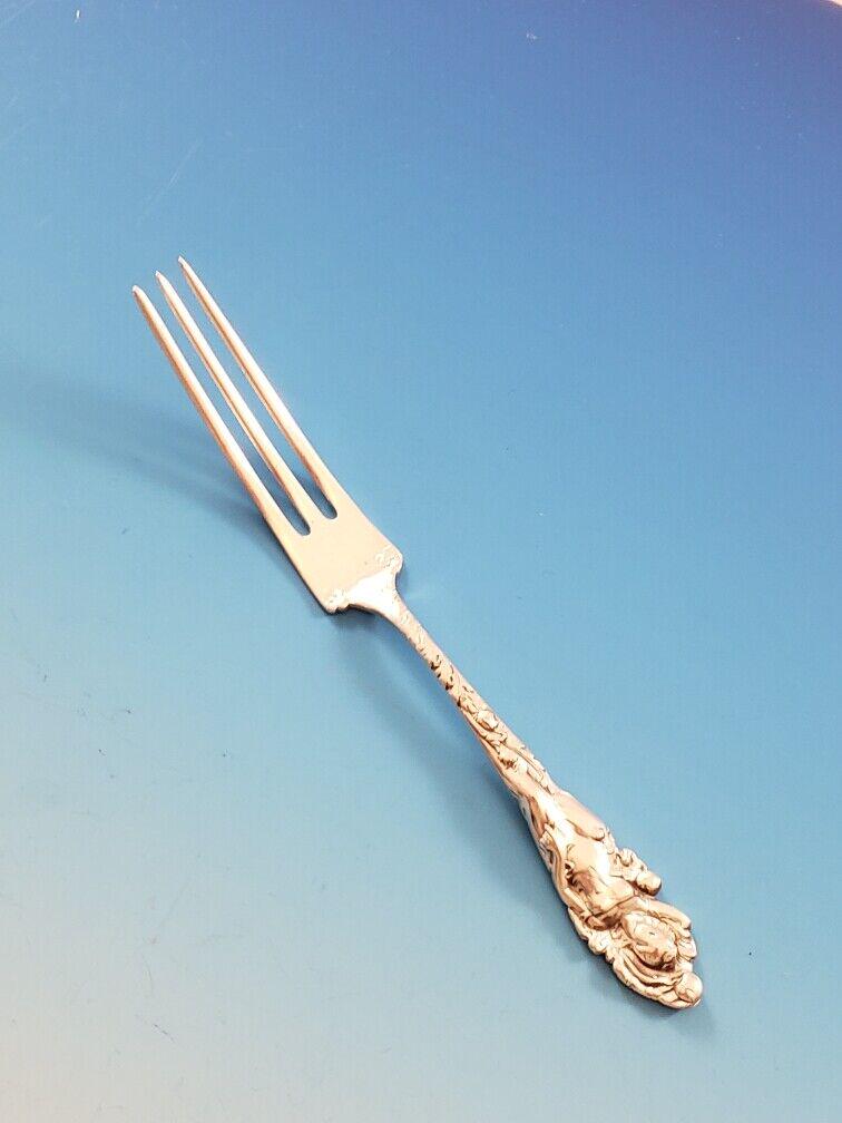 Love Disarmed by Reed and Barton Sterling Silver Strawberry Fork 5" Heirloom: Love Disarmed by Reed and Barton Sterling Silver Strawberry Fork 5" Heirloom Love disarmed by reed and bartonsterling silver strawberry fork 5" in the pattern love disarmed by reed and barton. It is n