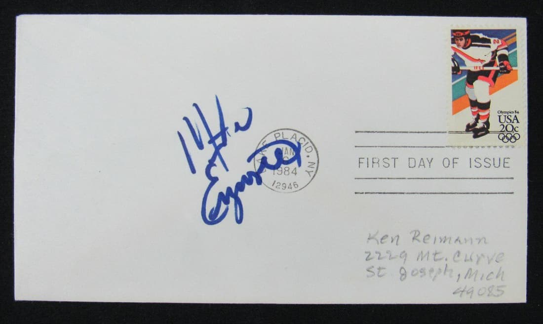 Mike Eruzione 1980 Lake Placid Auto/Signed FDC Miracle on Ice 150268: Mike Eruzione 1980 Lake Placid Auto/Signed FDC Miracle on Ice 150268 Sport: HOckey Product: FDC Original/Reprint: Original Autograph Authentication: Seller League: NHL Pre-Owned PLEASE NOTE: Framed La