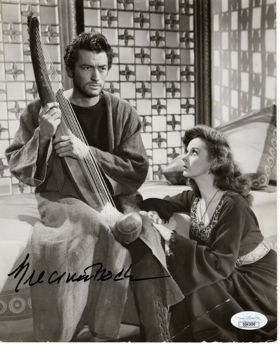 Gregory Peck Signed Autographed Vintage Photo David and Bathsheba JSA: Gregory Peck Signed Autographed Vintage Photo David and Bathsheba JSA Industry: Movies Object Type: Photograph Original/Reproduction: Original Autograph Authentication: James Spence (JSA) Player: Greg
