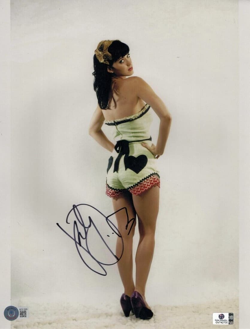 Katy Perry Signed Autographed 11X14 Photo Sexy Pose with Heels BAS: Katy Perry Signed Autographed 11X14 Photo Sexy Pose with Heels BAS Industry: Music Object Type: Photograph Original/Reproduction: Original Autograph Authentication: Beckett Authentication Player: Katy