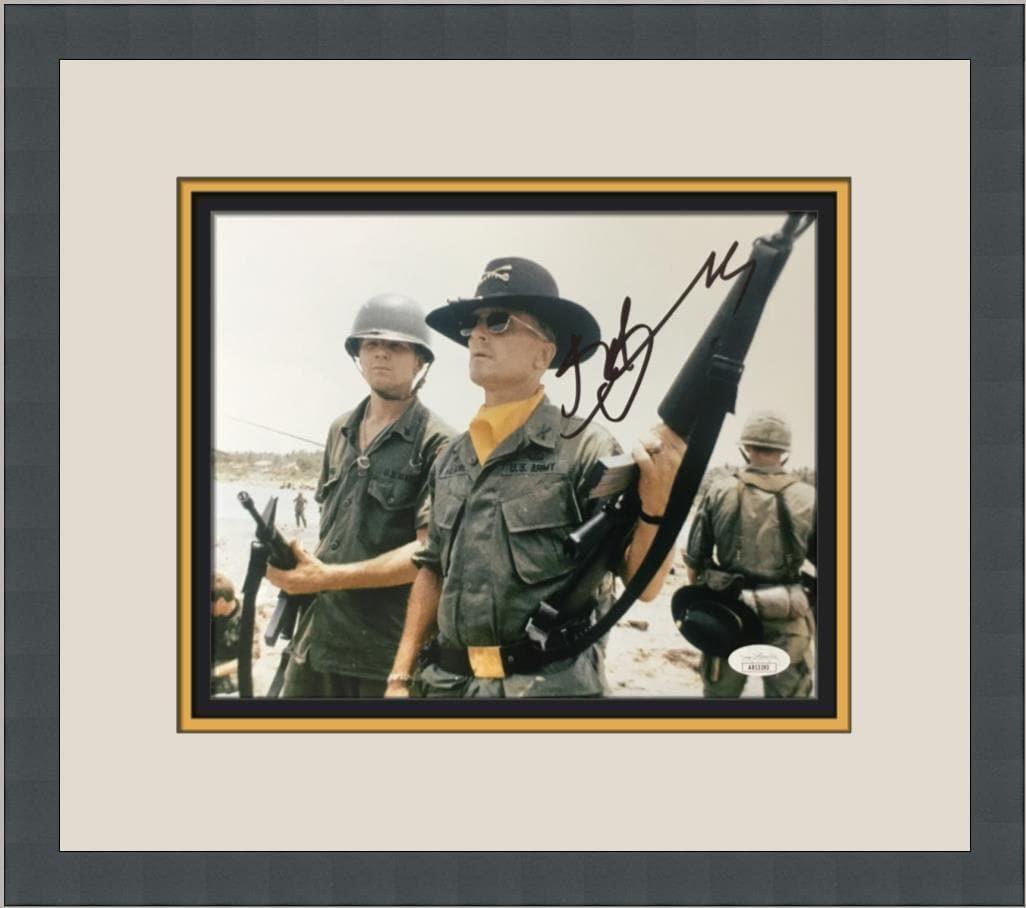 Robert Duvall Apocalypse Now Signed Custom Framed PHOTO JSA PING II: Robert Duvall Apocalypse Now Signed Custom Framed PHOTO JSA PING II Size: 8x10 Modified Item: No Movie: Apocalypse Now Original/Reproduction: Original Object Type: Photograph Signed By: Robert Duvall