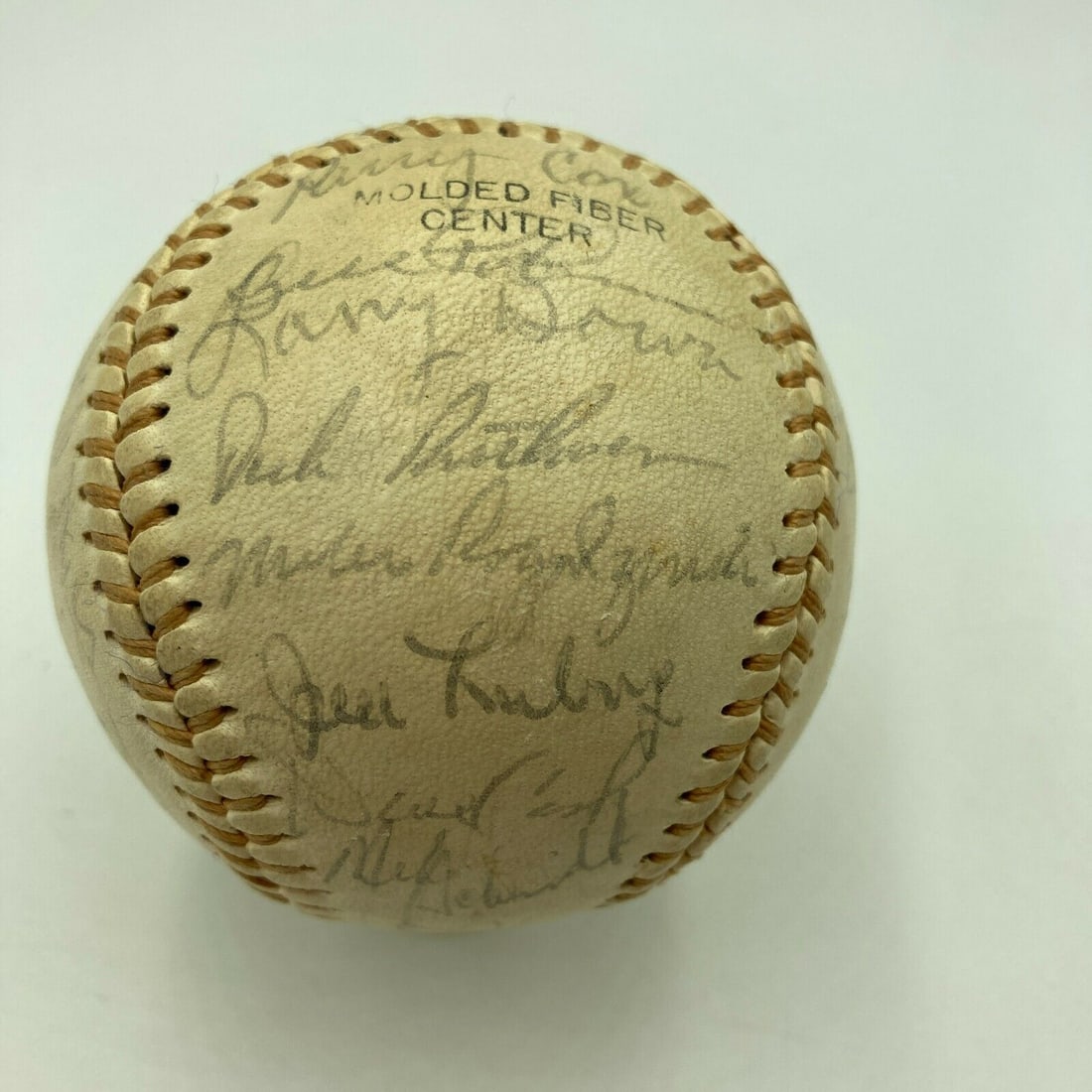 Mike Schmidt 1970s Philadelphia Phillies Team Signed Baseball: Mike Schmidt 1970s Philadelphia Phillies Team Signed Baseball Product: Ball Sport: Baseball-MLB Original/Reprint: Original Pre-Owned PLEASE NOTE: Framed Large or heavy Items do not have shipping costs