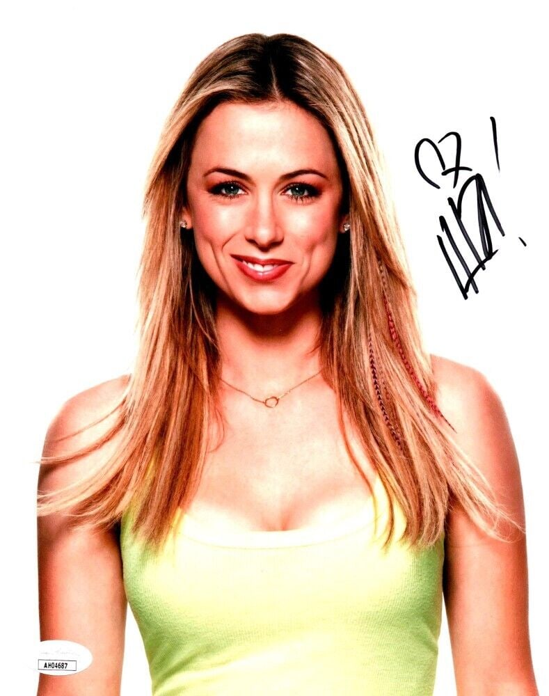 Iliza Shlesinger Signed Autographed 8X10 Photo Last Comic Standing JSA: Iliza Shlesinger Signed Autographed 8X10 Photo Last Comic Standing JSA Object Type: Photograph Industry: Television Original/Reproduction: Original Autograph Authentication: James Spence (JSA) Player: