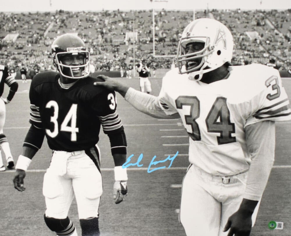 Earl Campbell Signed Oilers 16x20 B/W w/ Walter Payton Photo- Beckett W Holo *LB: Earl Campbell Signed Oilers 16x20 B/W w/ Walter Payton Photo- Beckett W Holo *LB Sport: Football Product: Photo Original/Reprint: Original Player: Earl Campbell Team: Houston Oilers Autograph Authenti