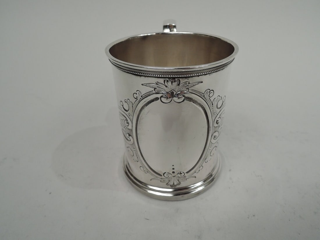 Wood & Hughes Mug Antique Christening Baby Cup New York American Sterling Silver: Wood & Hughes Mug Antique Christening Baby Cup New York American Sterling Silver Composition: Sterling Silver (.925) Type: Mug Style: Victorian Age: 1850-1899 Victorian Classical sterling silver baby 