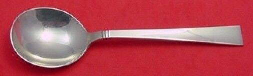 Sunset by Allan Adler Sterling Silver Cream Soup Spoon 6 5/8": Sunset by Allan Adler Sterling Silver Cream Soup Spoon 6 5/8" Sunset by allan adler sterling silver cream soup spoon 6 5/8" in the pattern sunset by allan adler. It is not monogrammed and is in excell