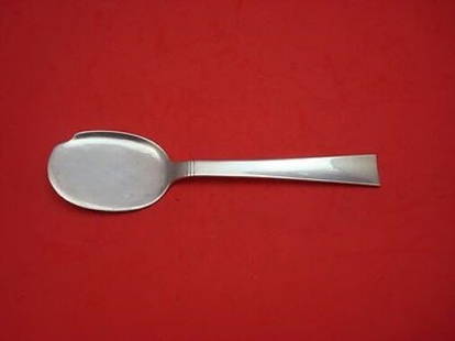 Sunset by Allan Adler Sterling Silver Jelly Knife 7 1/2": Sunset by Allan Adler Sterling Silver Jelly Knife 7 1/2" Sunset by allan adler sterling silver jelly knife 7 1/2" in the pattern sunset by allan adler. It is not monogrammed and is in excellent condit