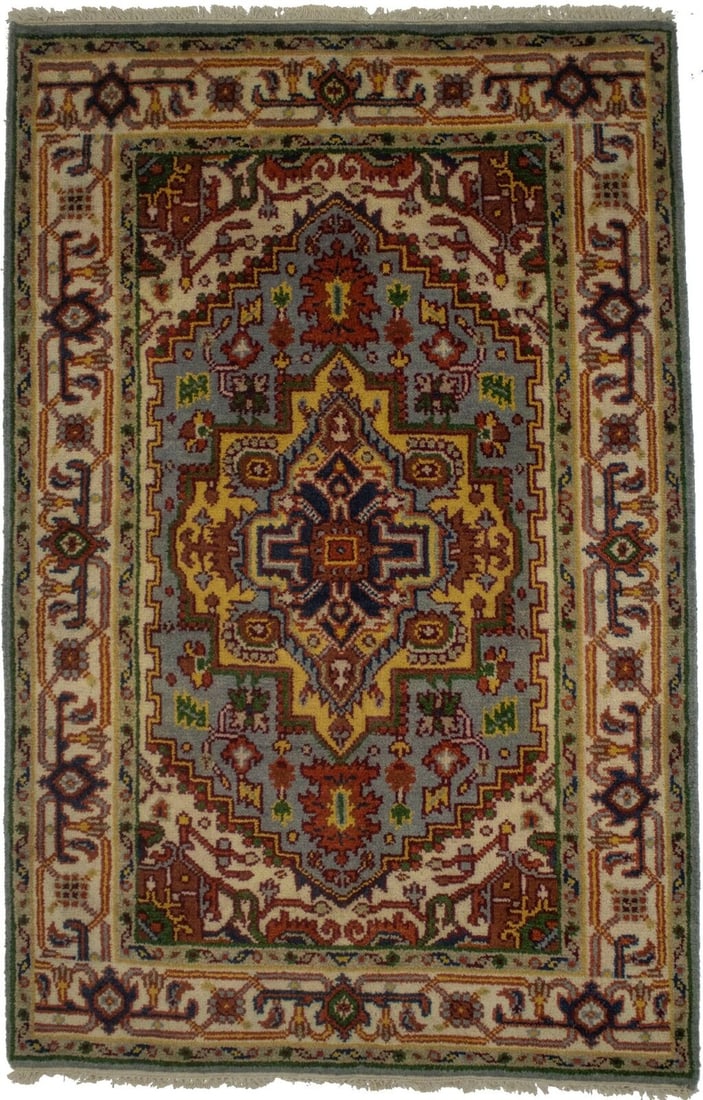 Vintage Style Hand-Knotted Oriental Rug 4X6 Serapi Heriz Tribal Farmhouse Carpet: Vintage Style Hand-Knotted Oriental Rug 4X6 Serapi Heriz Tribal Farmhouse Carpet Free continental US Shipping Type: Area Rug Size: 6"1 X 4"0 Ft Color: Gray Production Technique: Knotted Material: Wool