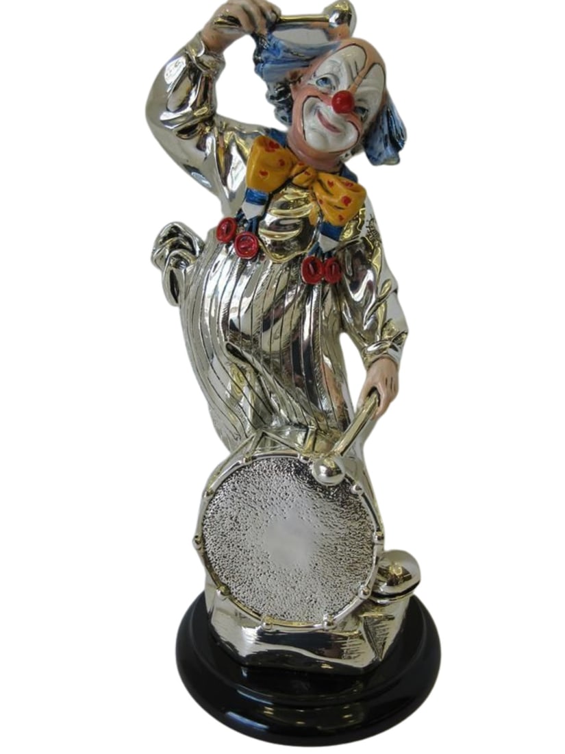 ITALIAN SILVER PLATED & MULTI COLOR ENAMEL HANDMADE MUSIC DRUM CLOWN FIGURINE: ITALIAN SILVER PLATED & MULTI COLOR ENAMEL HANDMADE MUSIC DRUM CLOWN FIGURINE Type: Figurine Composition: Silver Plated Maker: Made in Italy Fine Italian Silver Plated & Multi Colored Enamel Clown Fig