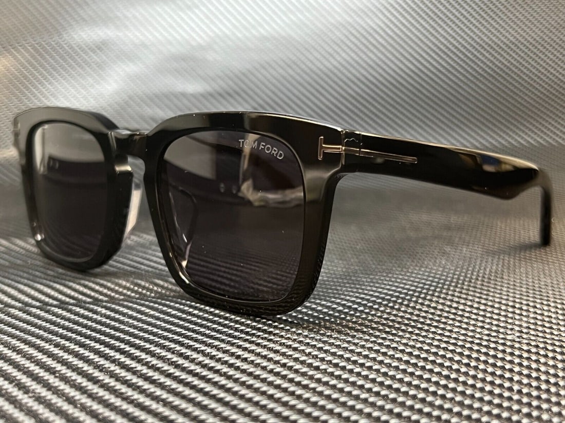 TOM FORD Dax FT0751-F-N 01A Shiny Black Square Mens 53 mm Sunglasses: TOM FORD Dax FT0751-F-N 01A Shiny Black Square Mens 53 mm Sunglasses Lens Technology: Anti-Reflective Frame Color: Black Uv Protection: UV400 Type: Sunglasses Lens Material: Plastic Style: Square Fram