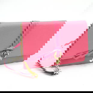 Chloe Chloe Shoulder Bag Alphabet CHC21AP726 Pink Leather Chain Clutch Ladies: Chloe Chloe Shoulder Bag Alphabet CHC21AP726 Pink Leather Chain Clutch Ladies Brand: Chloe Model: CHC21AP726 Type: Clutch bag Shoulder bag Material: Leather Leather: Color: Pink Inner Pocket: Open poc