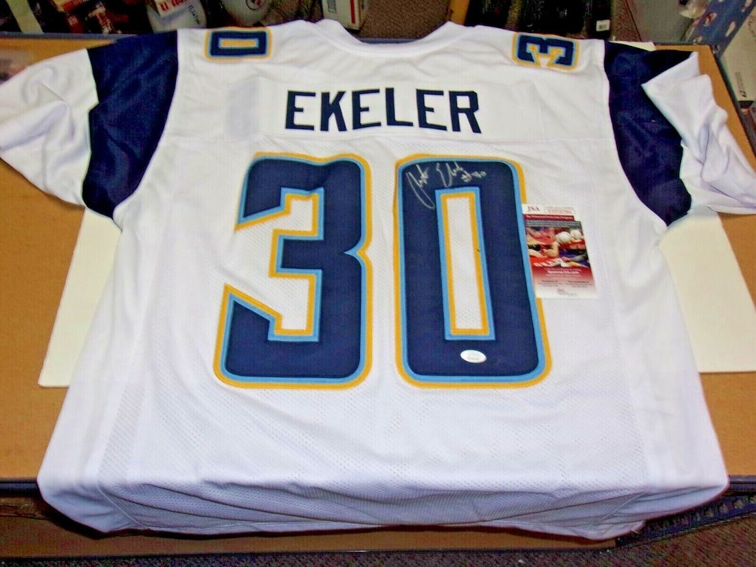 AUSTIN EKELER SAN DIEGO CHARGERS HOT RUNNING BACK! JSA/COA SIGNED JERSEY: AUSTIN EKELER SAN DIEGO CHARGERS HOT RUNNING BACK! JSA/COA SIGNED JERSEY Product: Jersey Autograph+Type: Collectible+Autographs Product+Type: Jerseys Team-Nfl: Dallas+Cowboys Category: Television Spor