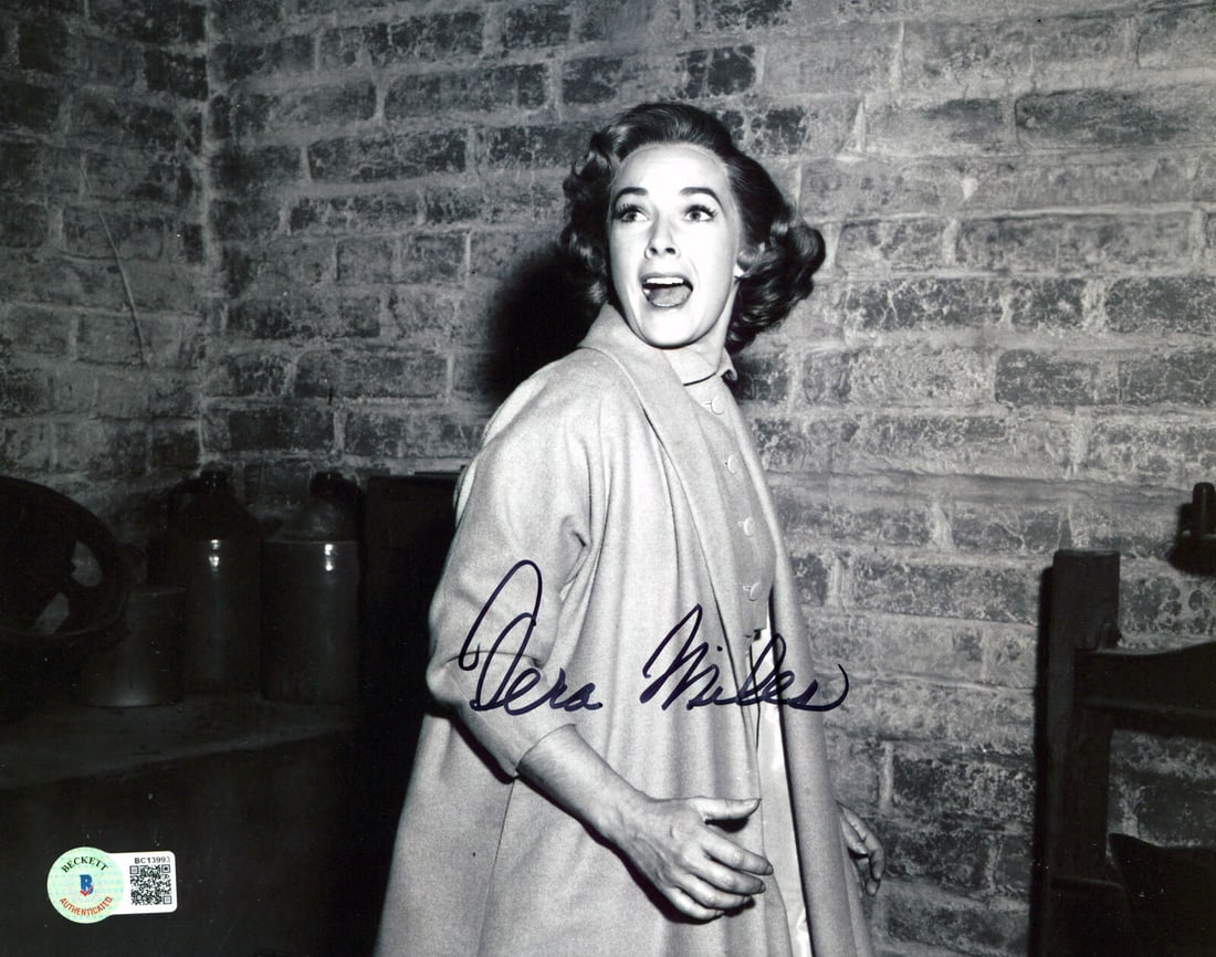 Vera Miles Psycho Signed 8x10 Black & White Photo BAS #BC13993: Vera Miles Psycho Signed 8x10 Black & White Photo BAS #BC13993 Industry: Movies Original/Reproduction: Original Autograph Authentication: Beckett Product Coa: Beckett Product Signed By Name: Vera Mile