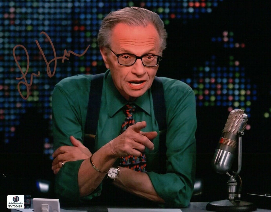 Larry King Hand Signed Autographed 8x10 Photograph Sexy TV Host Live GA: Larry King Hand Signed Autographed 8x10 Photograph Sexy TV Host Live GA Object Type: Photograph Industry: Television Original/Reproduction: Original Autograph Authentication: Global Authentics (GAI) P