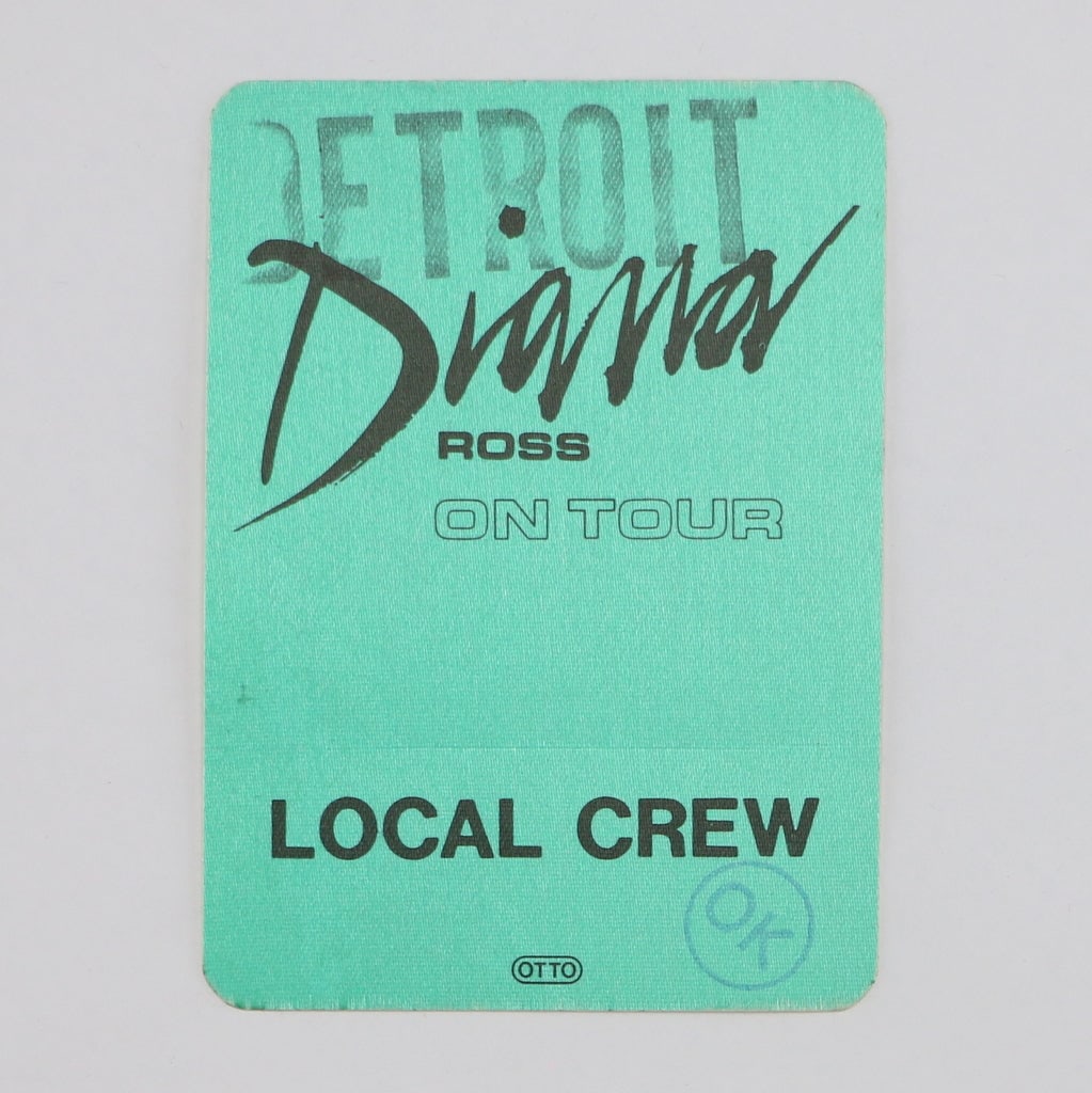 1983 Diana Ross On Tour Backstage Pass: 1983 Diana Ross On Tour Backstage Pass 1983 Diana Ross On Tour Backstage Pass . This is a true vintage pass, not a modern reproduction. Pass is in good condition, unpeeled backing. Date: 1983 Size: 3.