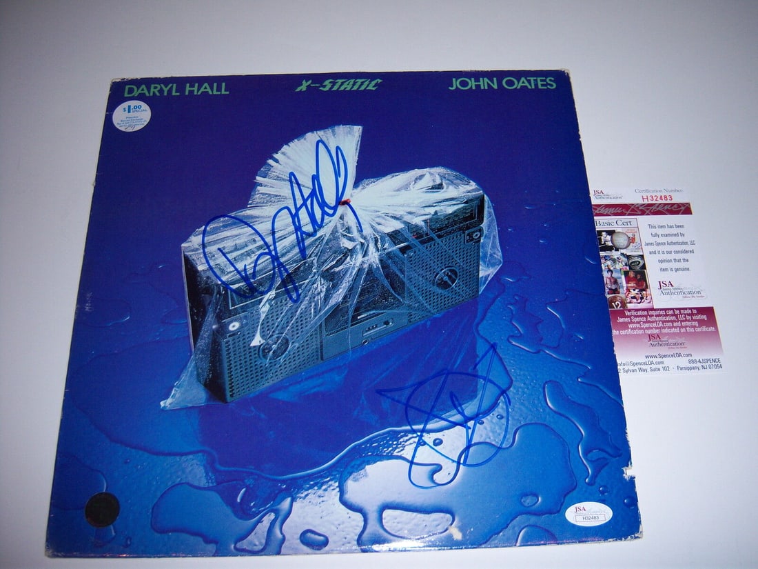 DARYL HALL AND JOHN OATES X-STATIC JSA/COA SIGNED LP RECORD ALBUM: DARYL HALL AND JOHN OATES X-STATIC JSA/COA SIGNED LP RECORD ALBUM Original/Reproduction: Original Object Type: Record Industry: Music Pre-Owned PLEASE NOTE: Framed Large or heavy Items do not have shi