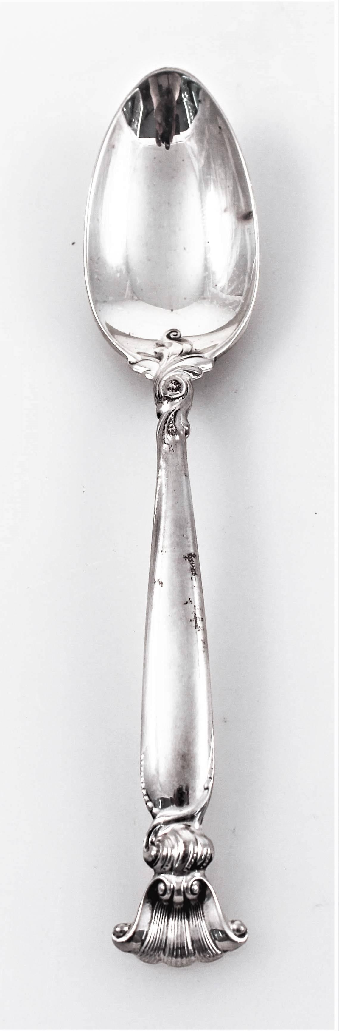 Romance of the Sea: Romance of the Sea Creator: Wallace Silversmiths (Manufacturer) Dimensions: Height: 9.2 in (23.37 cm)Diameter: 1 in (2.54 cm) Sold As: Set of 12 Materials and Techniques: Sterling Silver Place of Orig