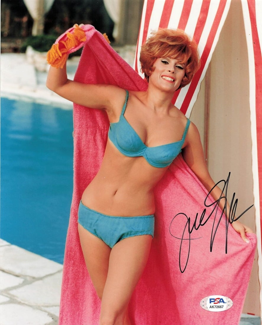 JILL ST. JOHN signed 8x10 photo PSA/DNA Autographed Diamonds Are Forever: JILL ST. JOHN signed 8x10 photo PSA/DNA Autographed Diamonds Are Forever Pre-Owned While the lot images are representative of the item, the size, placement and strength of the signature may vary. Each