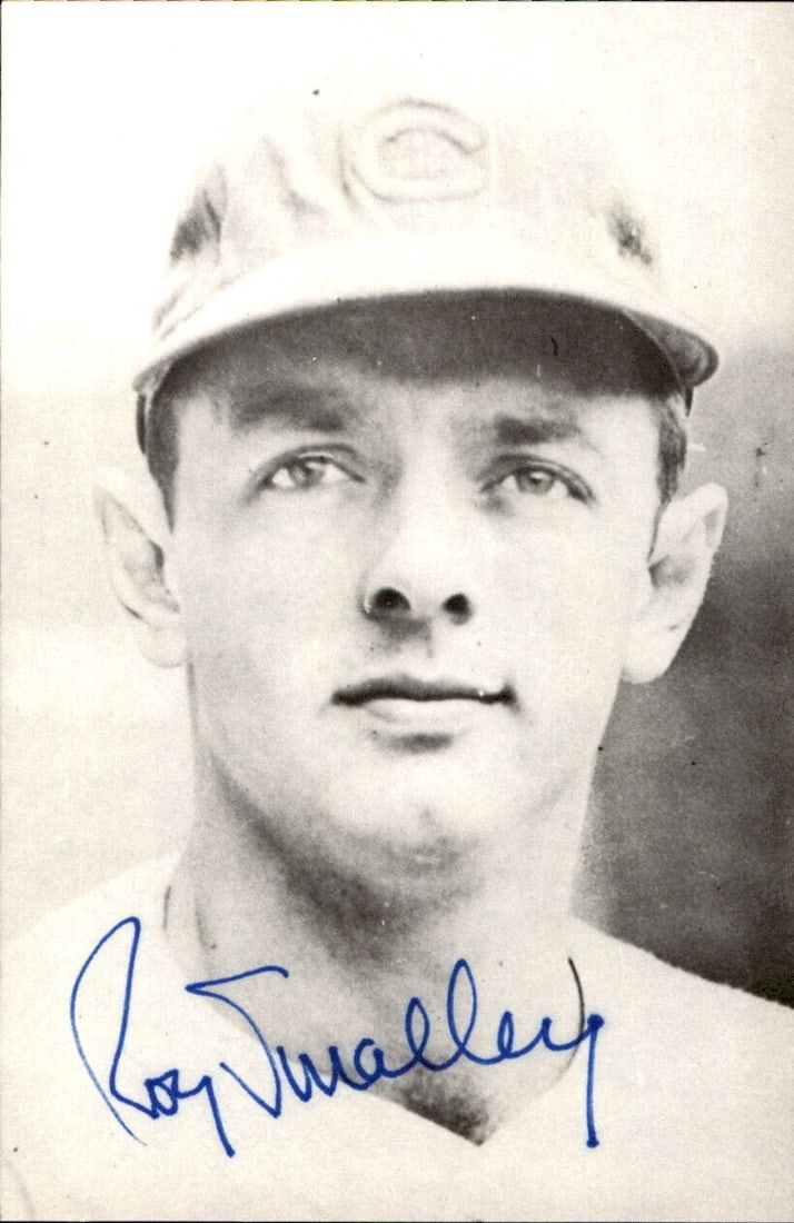 Roy Smalley Chicago Cubs d. 2011 Signed/Autographed 3x5 Photo 179214: Roy Smalley Chicago Cubs d. 2011 Signed/Autographed 3x5 Photo 179214 Sport: Baseball Product: Photo Original/Reprint: Original Team: Chicago Cubs Autograph Authentication: Seller League: MLB Pre-Owned