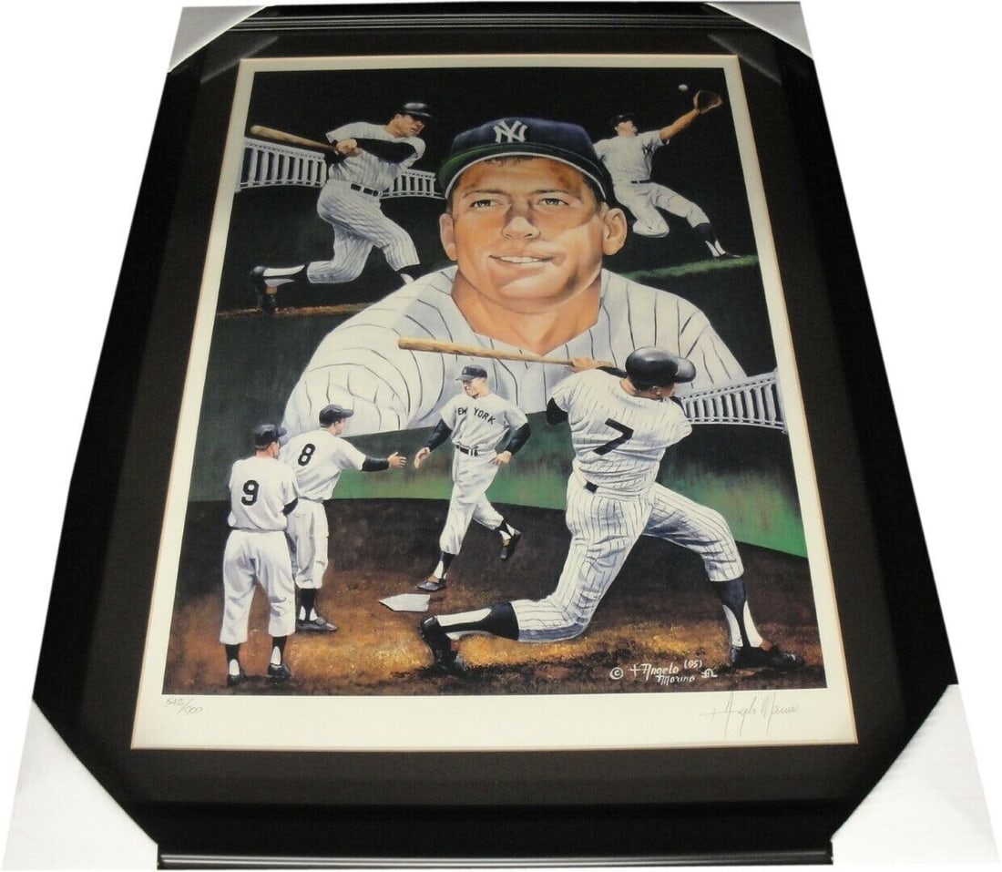 Mickey Mantle Unsigned 16x20 Photo Custom Framed New York: Mickey Mantle Unsigned 16x20 Photo Custom Framed New York Product: Memorabilia Team: New York Yankees Player: Mickey Mantle League: MLB Pre-Owned While the lot images are representative of the item, t