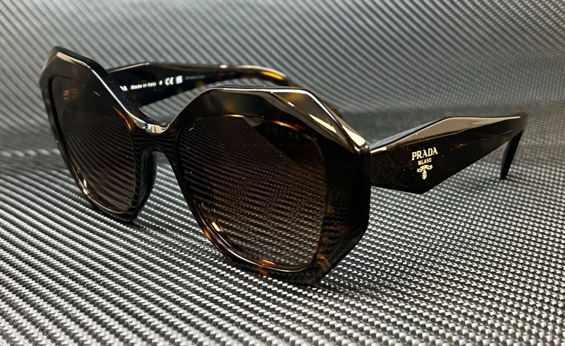 PRADA PR 16WS 2AU6S1 Brown Havana Brown Gradient Womens 53 mm Sunglasses: PRADA PR 16WS 2AU6S1 Brown Havana Brown Gradient Womens 53 mm Sunglasses Frame Color: Brown Type: Sunglasses New The Mynt Guarantee: All items in this auction are guaranteed to be 100% authentic. At Y