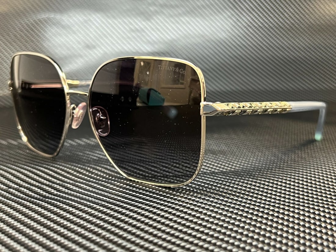 TIFFANY TF3078B 60013C Silver Square Womens 60 mm Sunglasses: TIFFANY TF3078B 60013C Silver Square Womens 60 mm Sunglasses Type: Sunglasses Frame Color: Silver Style: Square New The Mynt Guarantee: All items in this auction are guaranteed to be 100% authentic. A