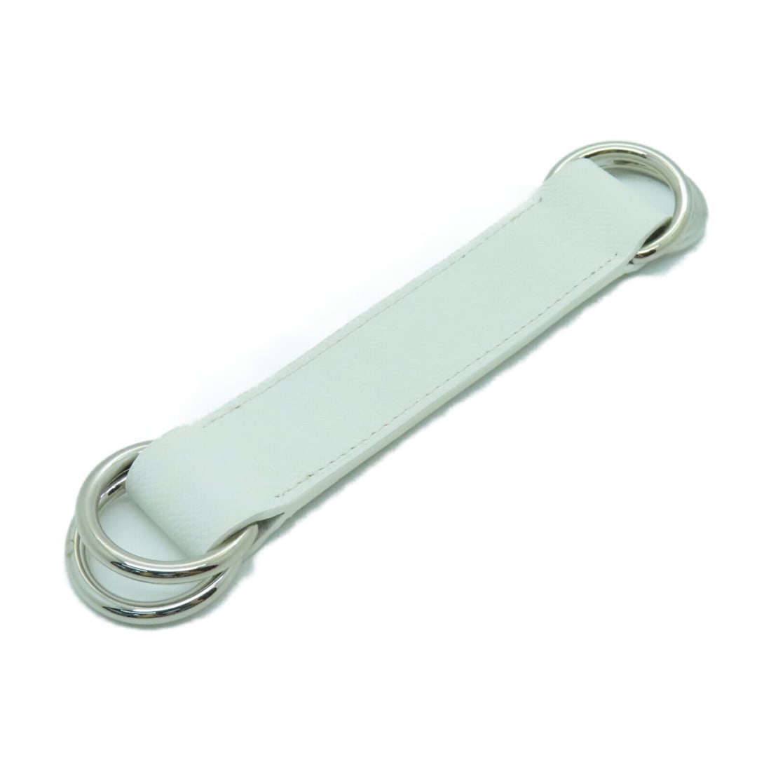 Hermes SHW Scarf Ring Veau Epsom Leather White OWei /White: Hermes SHW Scarf Ring Veau Epsom Leather White OWei /White Style: Scarf ring Material: Embossed leather Color: White Metal: Embossed leather Size Type: Regular Main Stone: No Stone Type: Scarf ring Fr