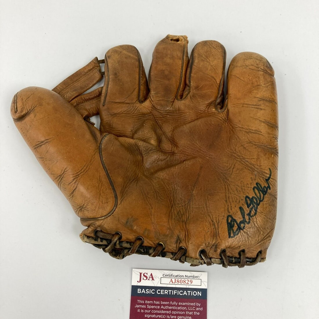 Bob Feller Signed 1940s Wilson Game Model Baseball Glove JSA COA: Bob Feller Signed 1940s Wilson Game Model Baseball Glove JSA COA Sport: Baseball Player: Bob Feller Signed: Yes Original/Reprint: Original Autograph Authentication: James Spence Authentication (JSA) P