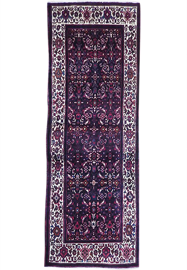 4 x 10 Black Semi Antique Persian Herati Runner: 4 x 10 Black Semi Antique Persian Herati Runner Free continental US Shipping Size in Feet: Width: 4 x Length: 10 Size in Inches: Width:48 in x Length: 120 in Colors: Black Ivory Weave: 100% Handmade P