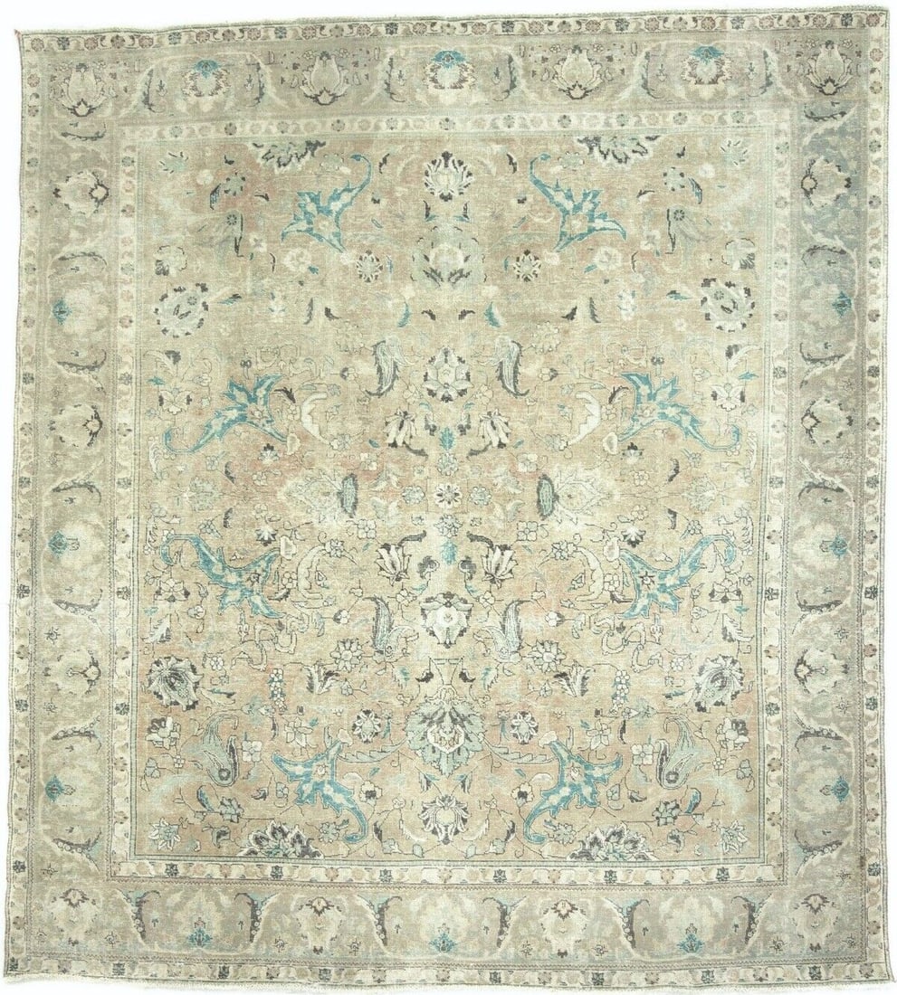 Muted Antique Distressed Floral 10X11 Vintage Oriental Rug Dining Room Carpet: Muted Antique Distressed Floral 10X11 Vintage Oriental Rug Dining Room Carpet Free continental US Shipping Type: Area rug Color: Beige Size: 9"11 X 11"3 Ft Production Technique: Knotted Material: Wool