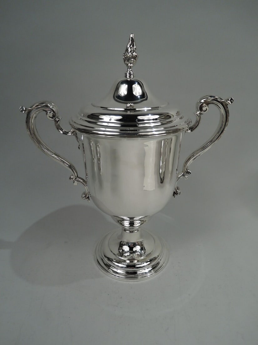 Comyns Trophy Cup Antique Classical Covered Urn English Sterling Silver 1922: Comyns Trophy Cup Antique Classical Covered Urn English Sterling Silver 1922 Type: Urn Region: United Kingdom Material: Silver George V sterling silver trophy cup. Made by Charles & Richard Comyns in