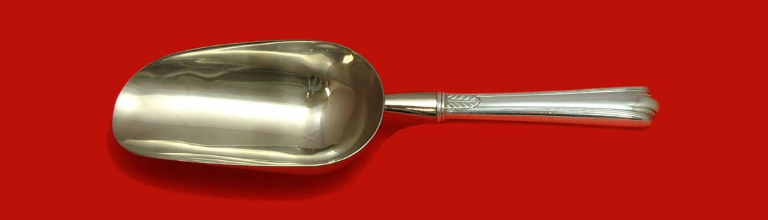 American Directoire by Lunt Sterling Silver Ice Scoop HHWS Custom Made 9 3/4": American Directoire by Lunt Sterling Silver Ice Scoop HHWS Custom Made 9 3/4" Type: Serving Pieces Age: Post-1940 Composition: Sterling Silver Maker: Lunt Pattern: American Directoire American directo