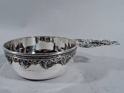 Whiting Porringer - 5020 - Antique Classic Baby Gift American Sterling Silver: Whiting Porringer - 5020 - Antique Classic Baby Gift American Sterling Silver Age: 1850-1899 Composition: Sterling Silver Maker: Whiting Manufacturing Company Type: Porringer Fancy Classical Sterling