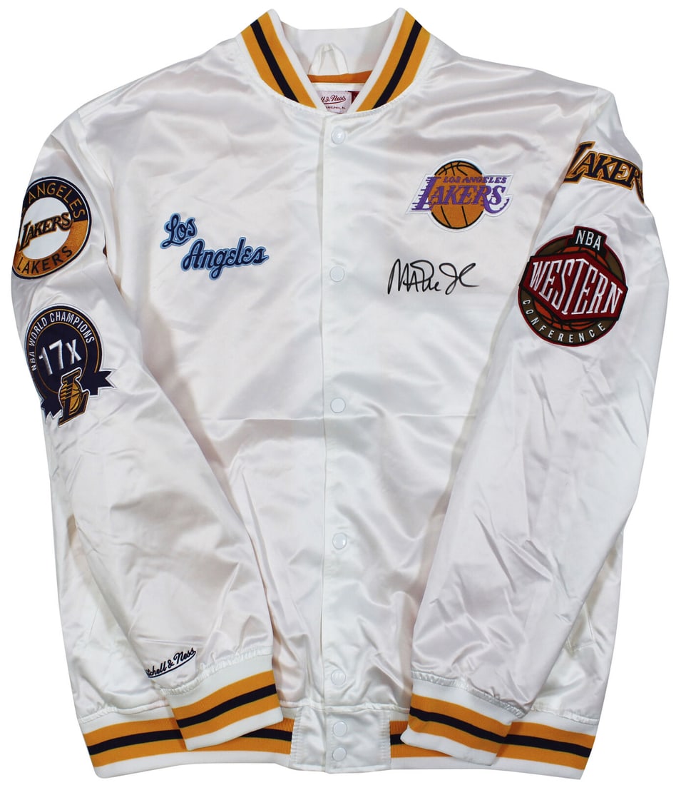 Lakers Magic Johnson Signed White M&N HWC Bomber Jacket w/ Patches BAS Witness: Lakers Magic Johnson Signed White M&N HWC Bomber Jacket w/ Patches BAS Witness Sport: Basketball Product: Jersey Original/Reprint: Original Player: Magic Johnson Autograph Authentication: Beckett Team