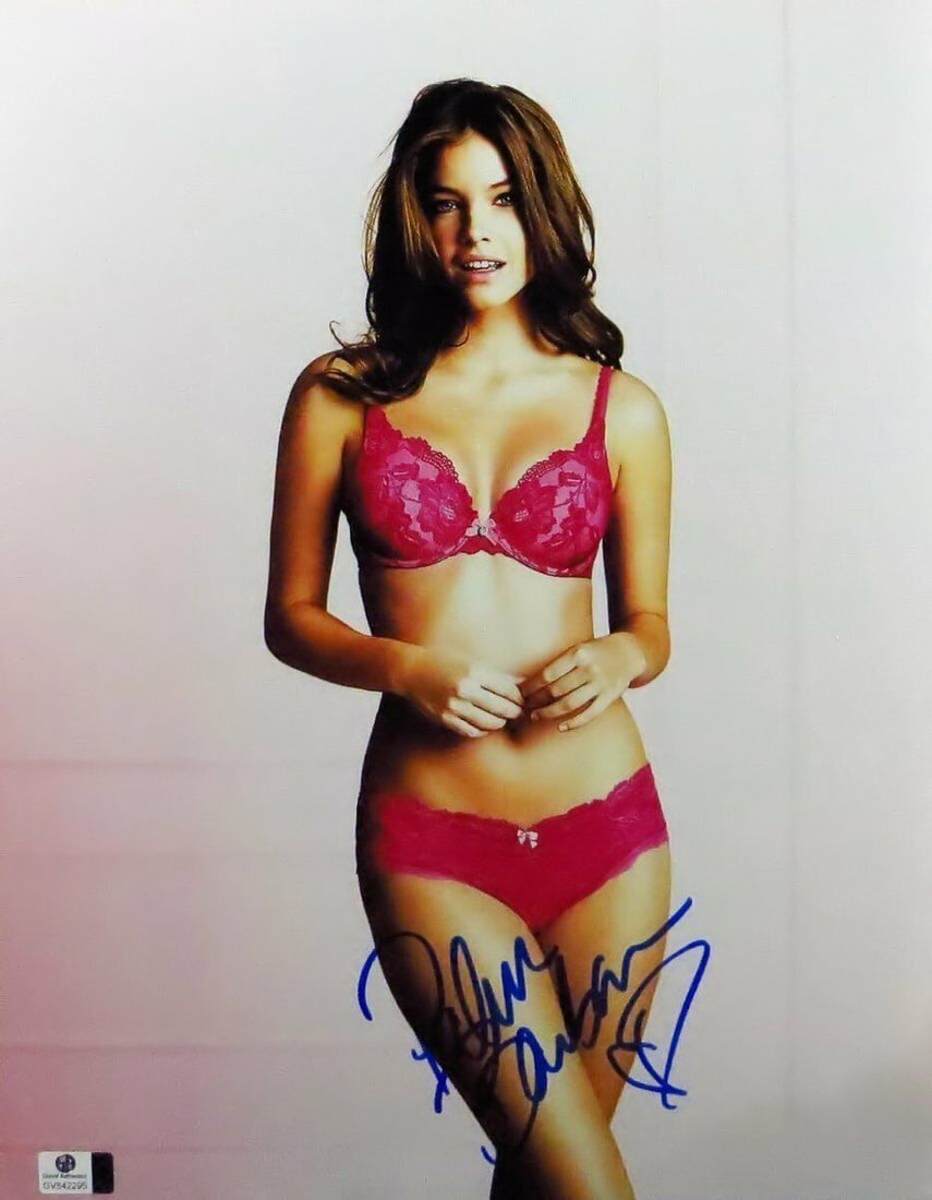 Barbara Palvin Signed Autographed 11X14 Photo Sexy Hot Pink Lingerie: Barbara Palvin Signed Autographed 11X14 Photo Sexy Hot Pink Lingerie Object Type: Photograph Industry: Television Original/Reproduction: Original Signed By: Barbara Palvin Autograph Authentication: Gl