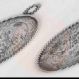 FREE MASON TEMPLAR SILVER MEDAL TOKEN "PRESENTED TO MRS HARPER 1890" (LT011): FREE MASON TEMPLAR SILVER MEDAL TOKEN "PRESENTED TO MRS HARPER 1890" (LT011) Featured Refinements: Knights Templar Collectible Pre-Owned The MYNT Guarantee: All items in this auction are guaranteed to