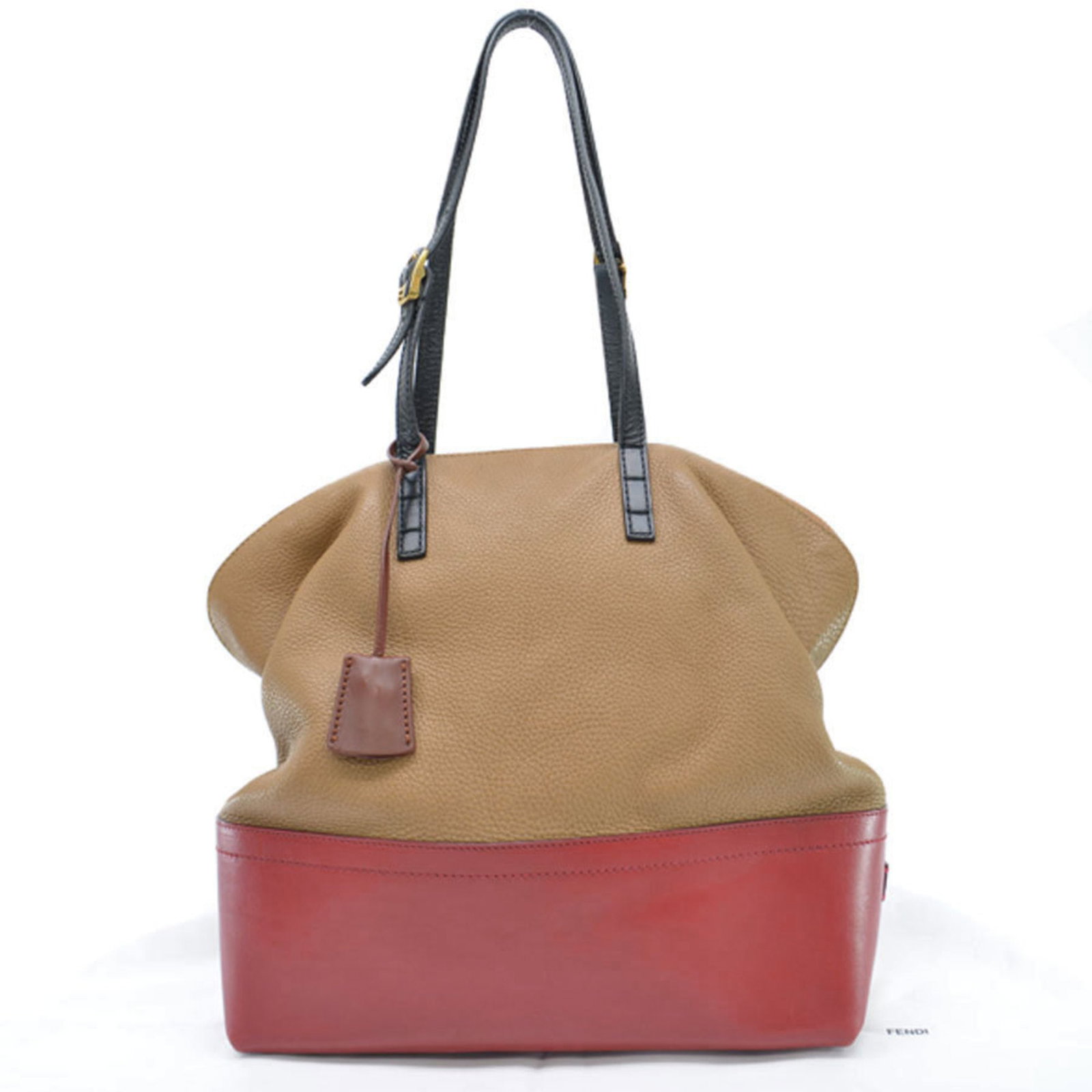 FENDI Shoulder Bag Beige Red Black Gold Color Leather Women's 8BN232-FKE: FENDI Shoulder Bag Beige Red Black Gold Color Leather Women's 8BN232-FKE Brand: Fendi Country of Origin: Italy Type: Shoulder bag Material: Leather Leather: Color: Beige Black Gold Red color Closure: 