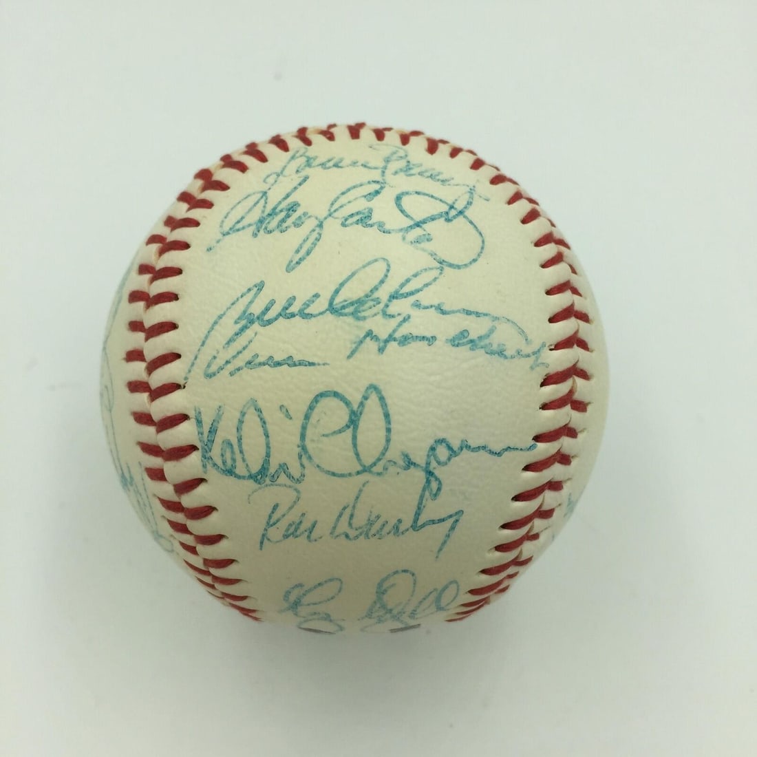1985 New York Mets Team Signed Baseball 30 Signatures Gary Carter With JSA COA: 1985 New York Mets Team Signed Baseball 30 Signatures Gary Carter With JSA COA Autograph Authentication: James Spence (JSA) Product: Ball Original/Reprint: Original Sport: Baseball-MLB Pre-Owned While