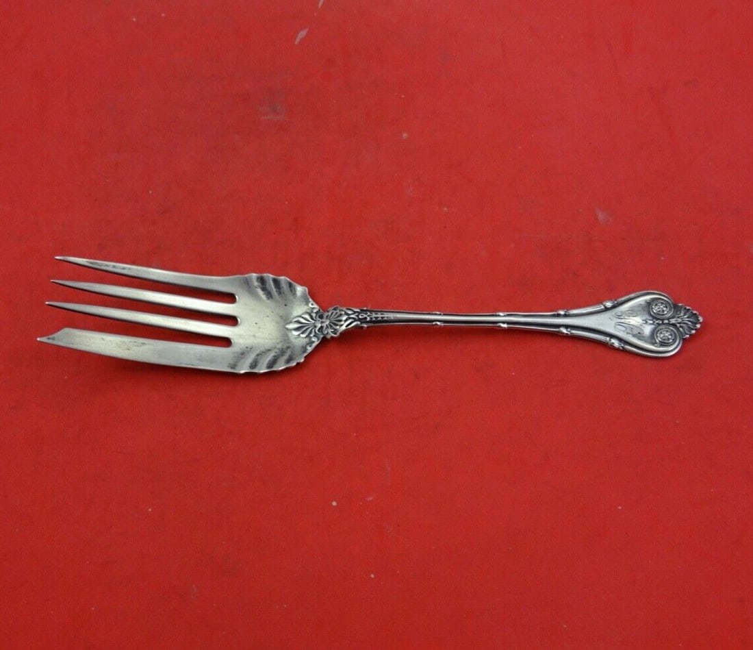 Empire by Whiting Sterling Silver Fish Fork 6 1/2" Antique: Empire by Whiting Sterling Silver Fish Fork 6 1/2" Antique Pattern: Empire Type: Fork Composition: Sterling Silver Maker: Whiting Age: 1850-1899 Empire by whitingsterling silver fish fork 6 1/2" in th