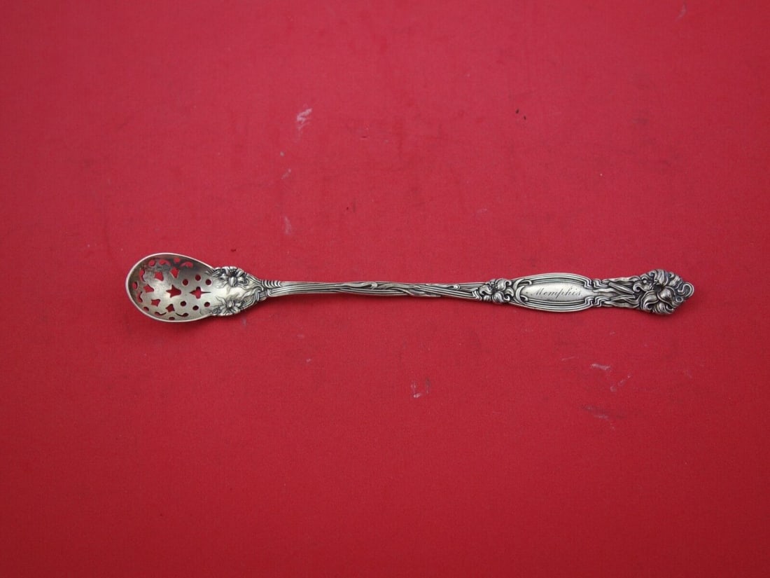 Frontenac by International Sterling Silver Olive Spoon Pierced Long Orig 8 3/8": Frontenac by International Sterling Silver Olive Spoon Pierced Long Orig 8 3/8" Pattern: Frontenac Type: Spoon Composition: Sterling Silver Featured Refinements: International Sterling Silver Maker: I