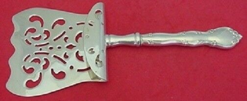 Rose Tiara By Gorham Sterling Silver Asparagus Server HHWS Custom: Rose Tiara By Gorham Sterling Silver Asparagus Server HHWS Custom Pattern: Rose Tiara Composition: Sterling Silver Age: Post-1940 Type: Asparagus Server Rose tiara by gorham sterling silver PLEASE NOT